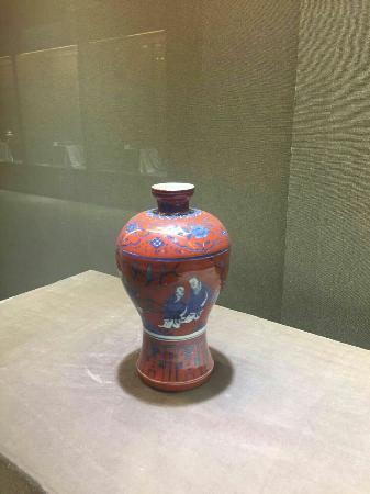 LongQuan QingCi YiShuGuan